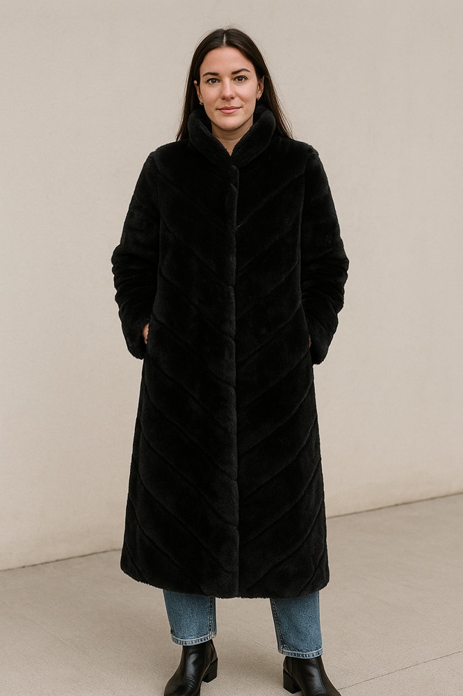 Γυναικεία μακριά γούνα